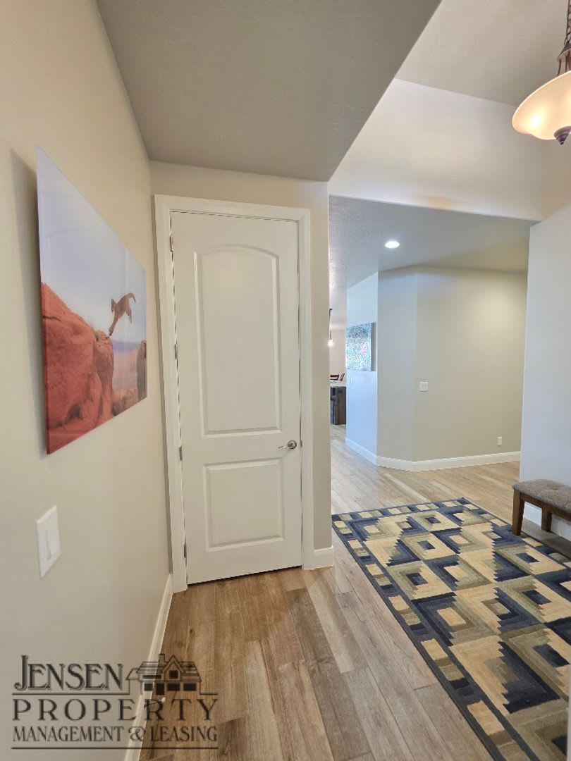 Beautiful Furnished 4 Bedroom home in Brio – photo 5