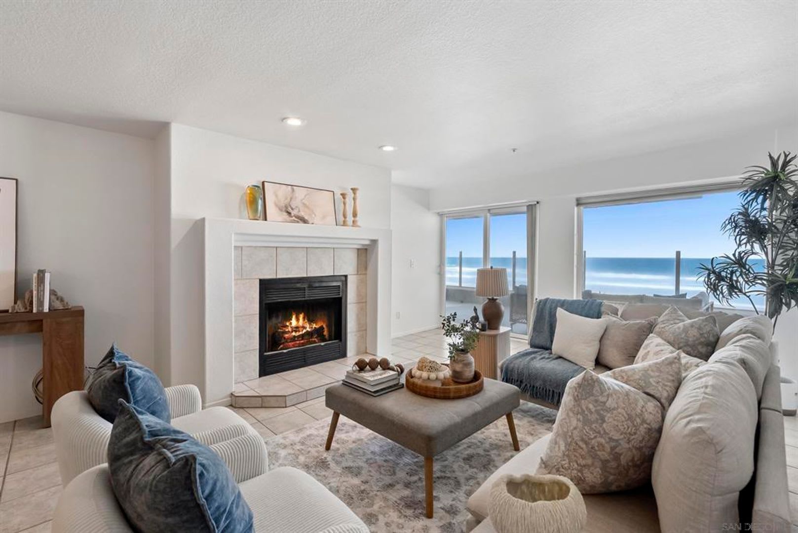 Beach Front Condo – photo 1