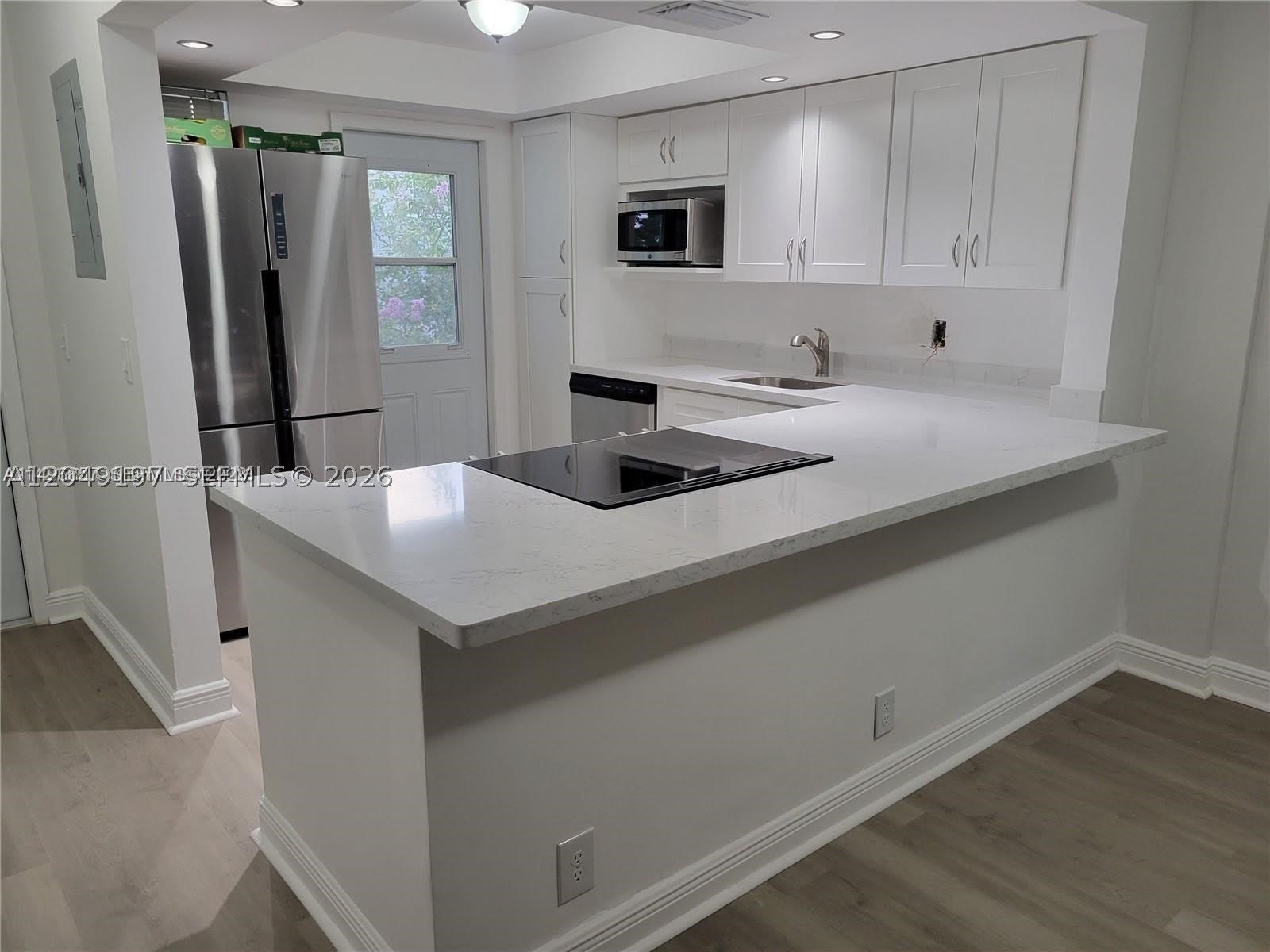 1333 E Hallandale Beach Blvd – photo 3
