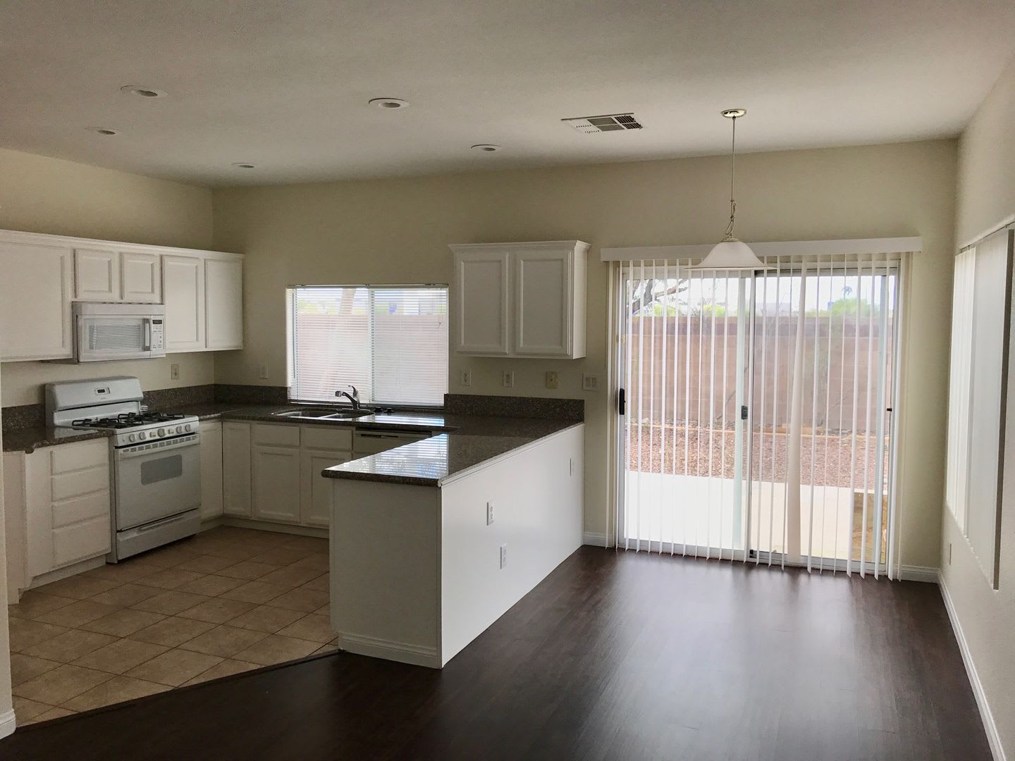 GREAT HOME CENTRALLY LOCATED WEST OF STRIP- NO HOA – photo 4