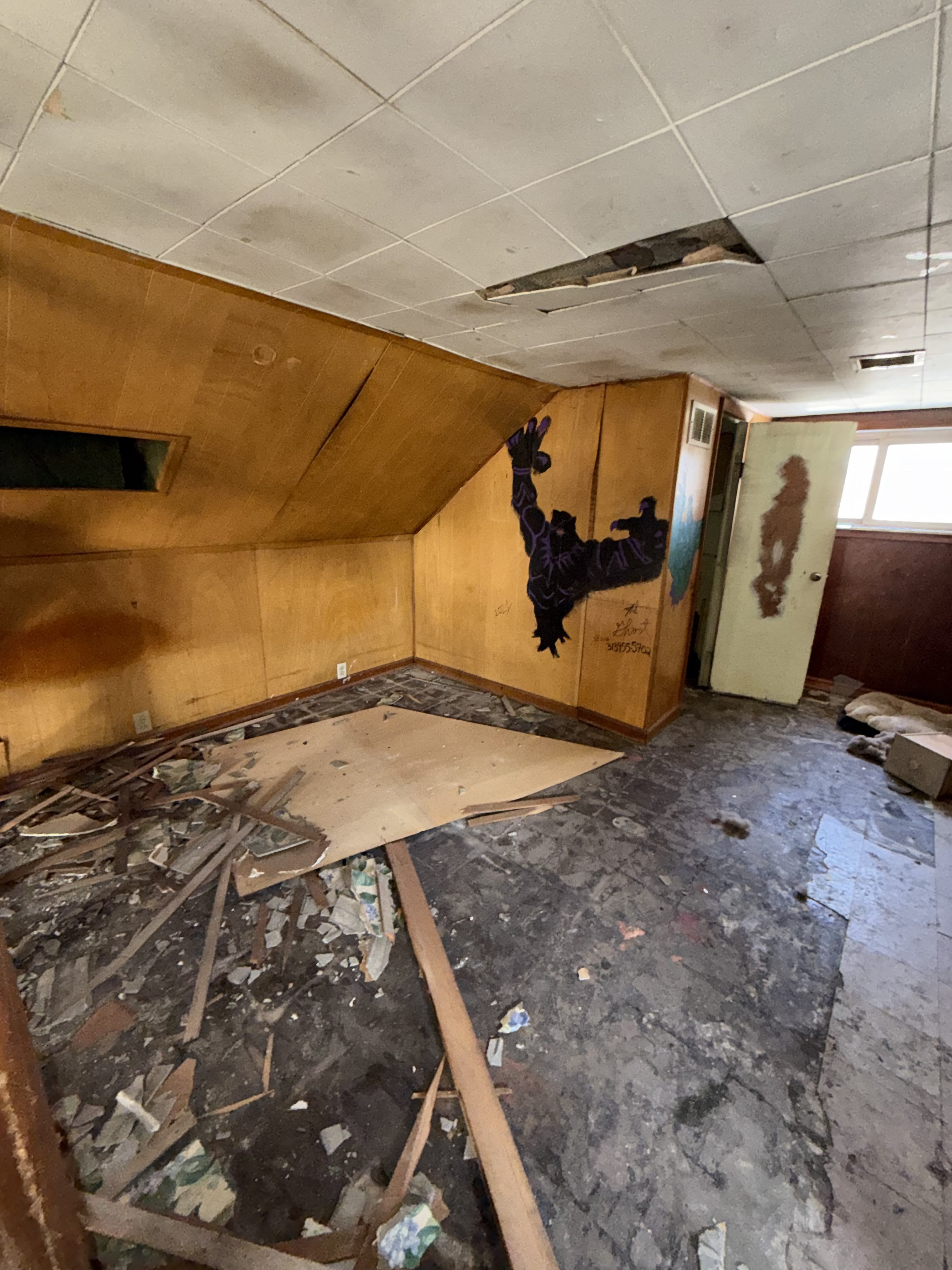 912 Waldman Avenue – photo 2