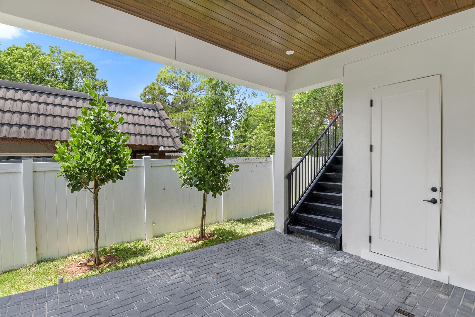 New Construction Lakeside Studio – photo 5