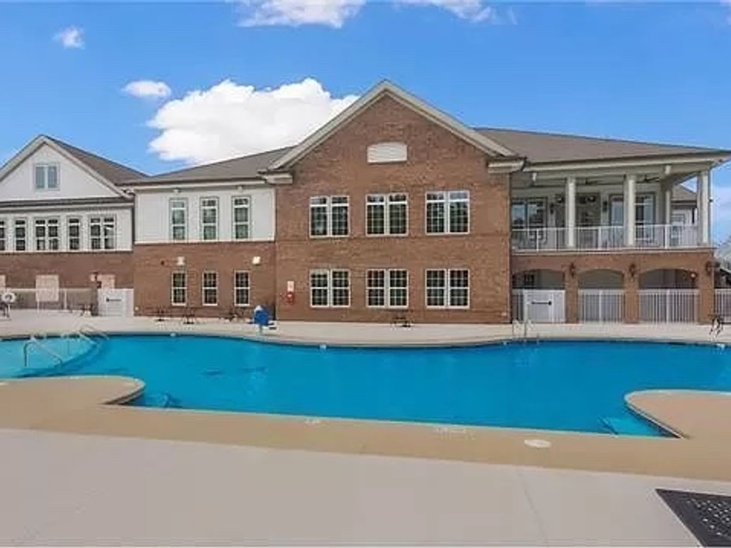 3 Bedroom Townhome in Raleigh – photo 1