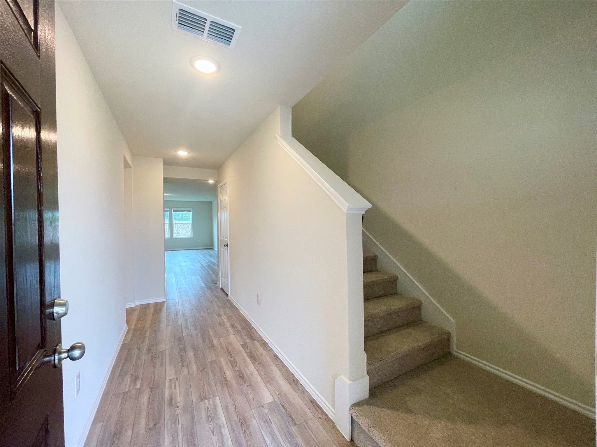 481 Grenada Lake Drive – photo 4