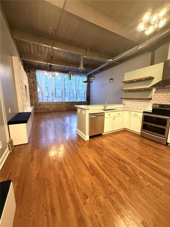 210 Walker Street – photo 3
