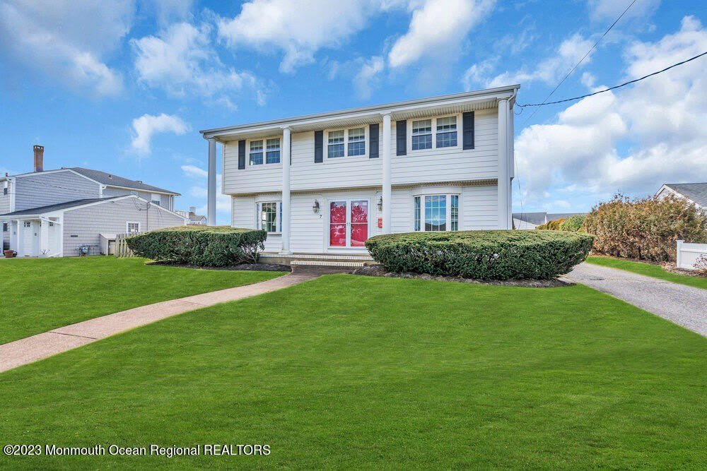 7 Howell Avenue – photo 5