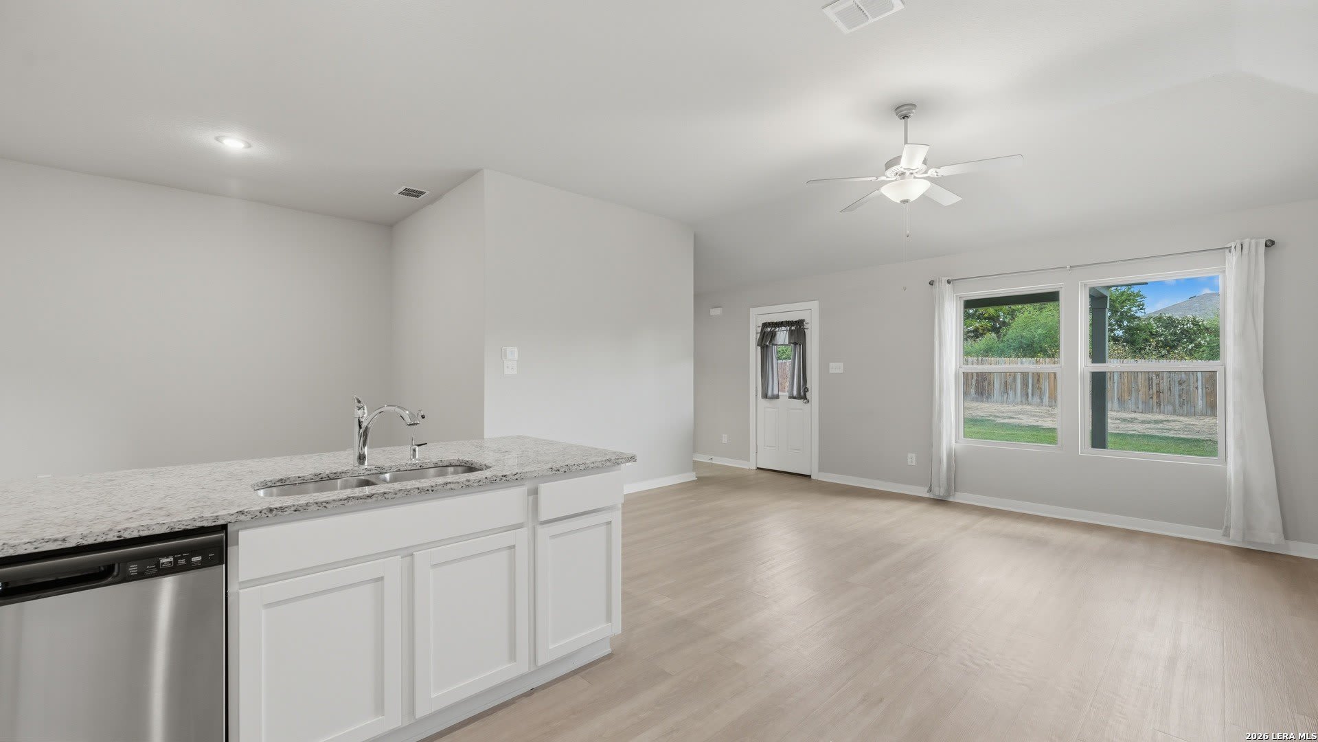 1958 Reserve Way – photo 4