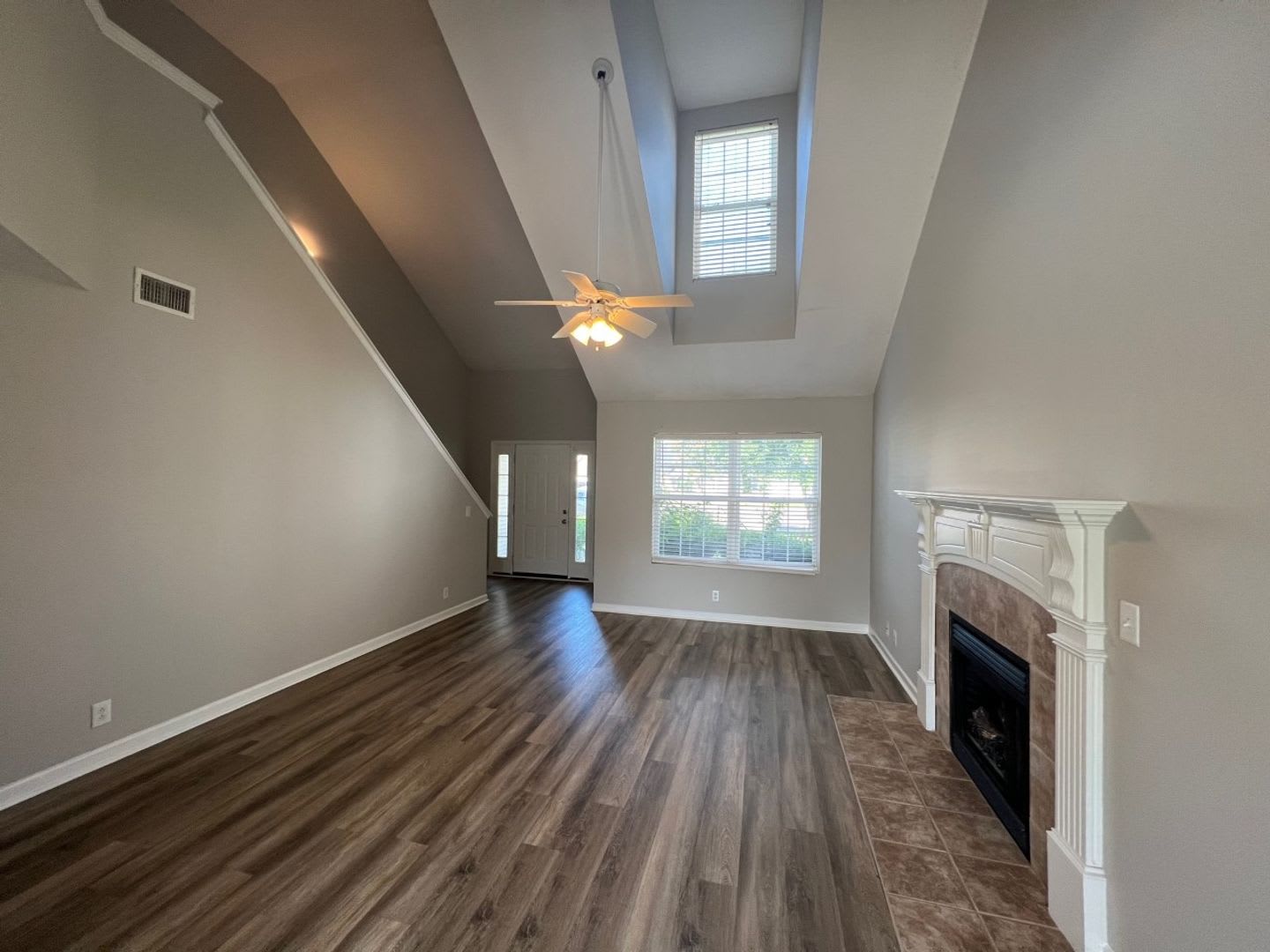 3Br 2 5B Home Office Study Bonus Room Located In Murfreesboro – photo 3