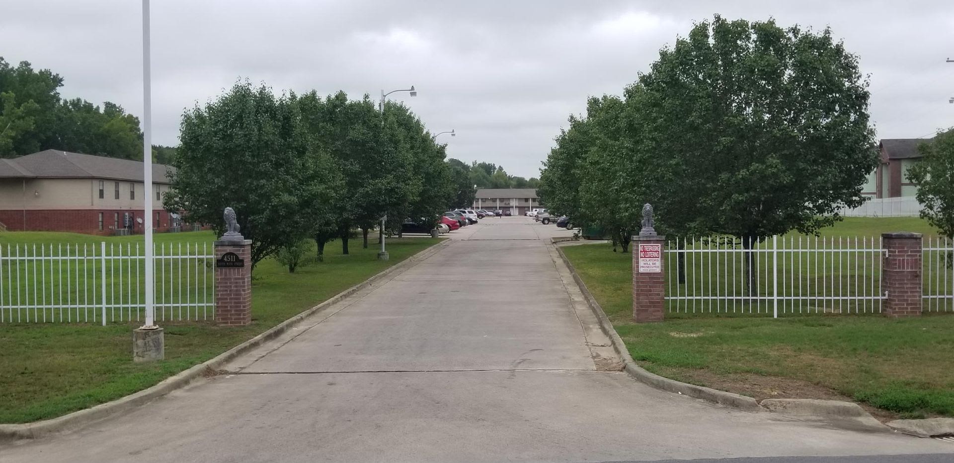 Seasons Apartments – photo 4