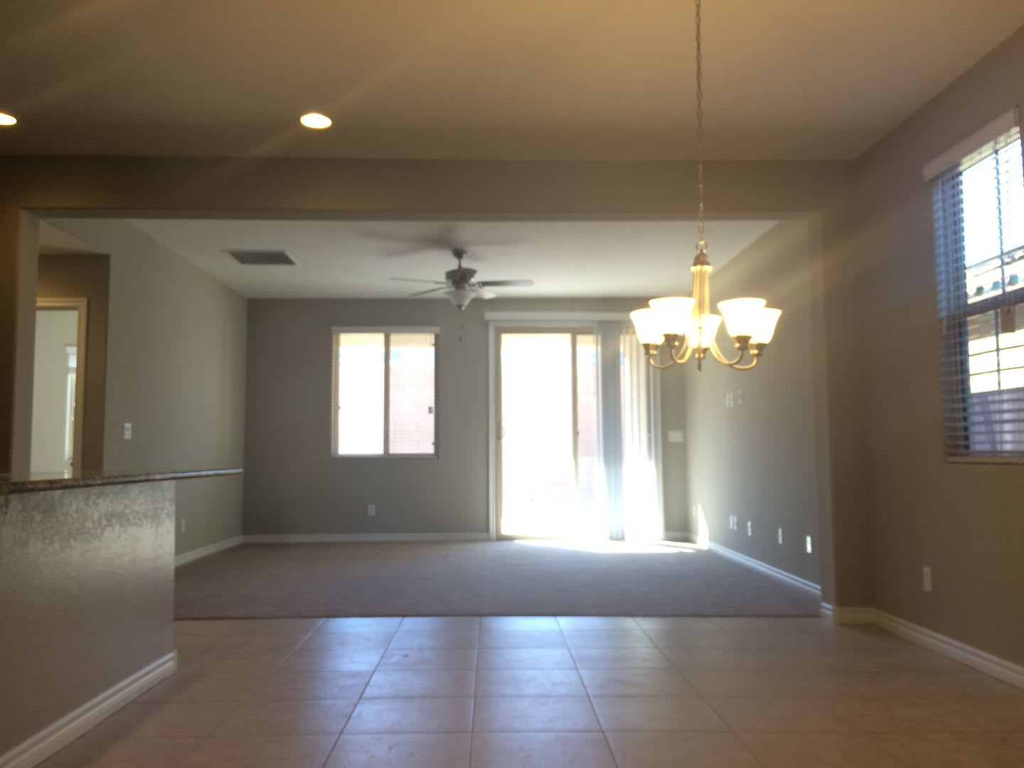2 Master Suites With 2 Master Bathrooms 1 Upstairs 1 Downstairs 2 Laundry Areas Gated Community Of Southern Highland – photo 3