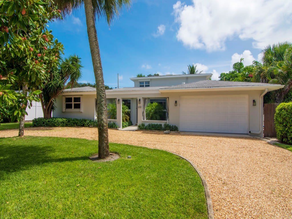 610 Honeysuckle Lane – photo 2