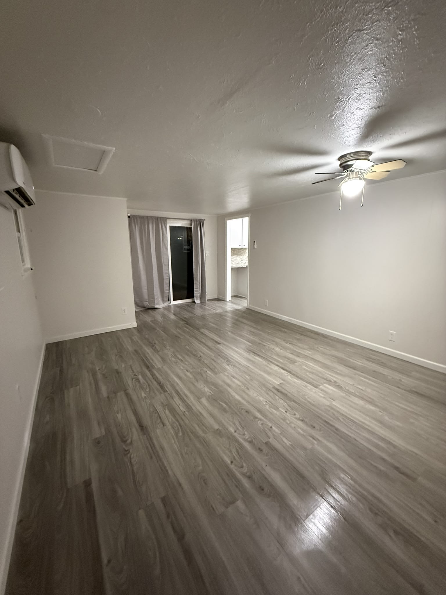 916 Northeast 11th Street – photo 4