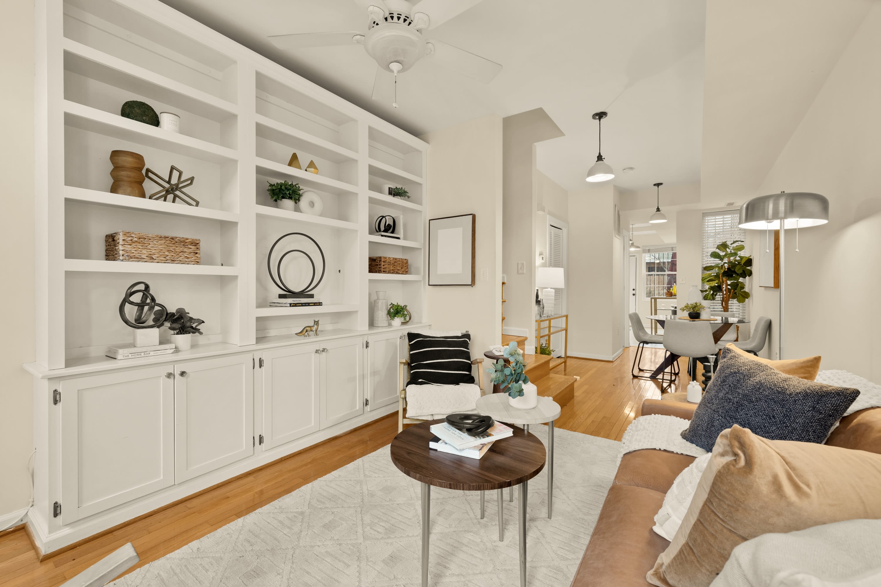 909 8th Street Northeast – photo 4