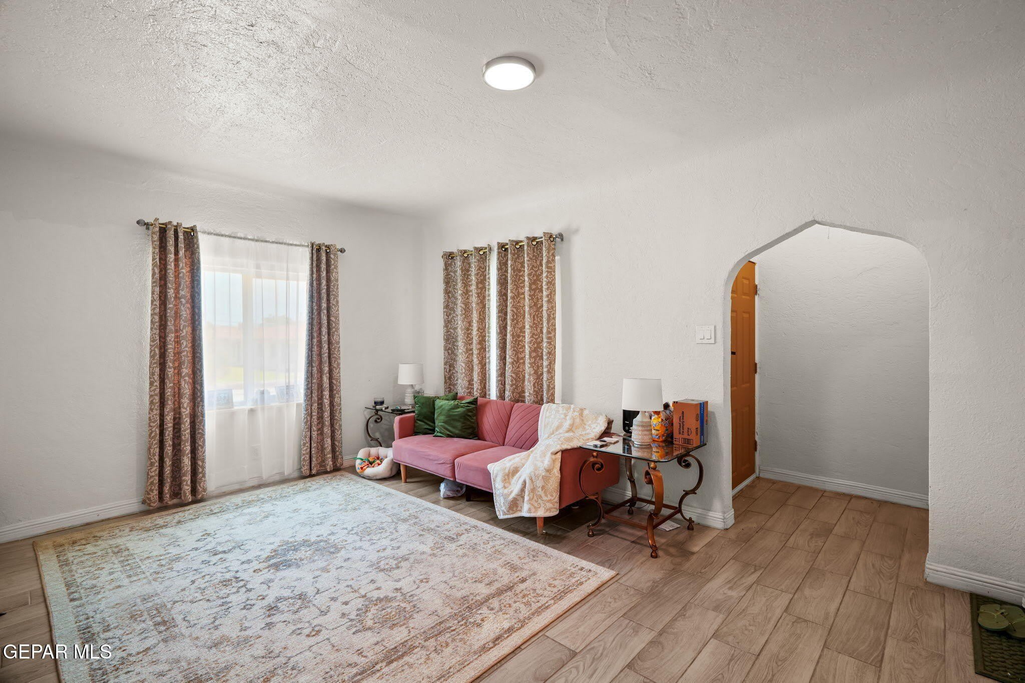 2805 GRANT Avenue – photo 5