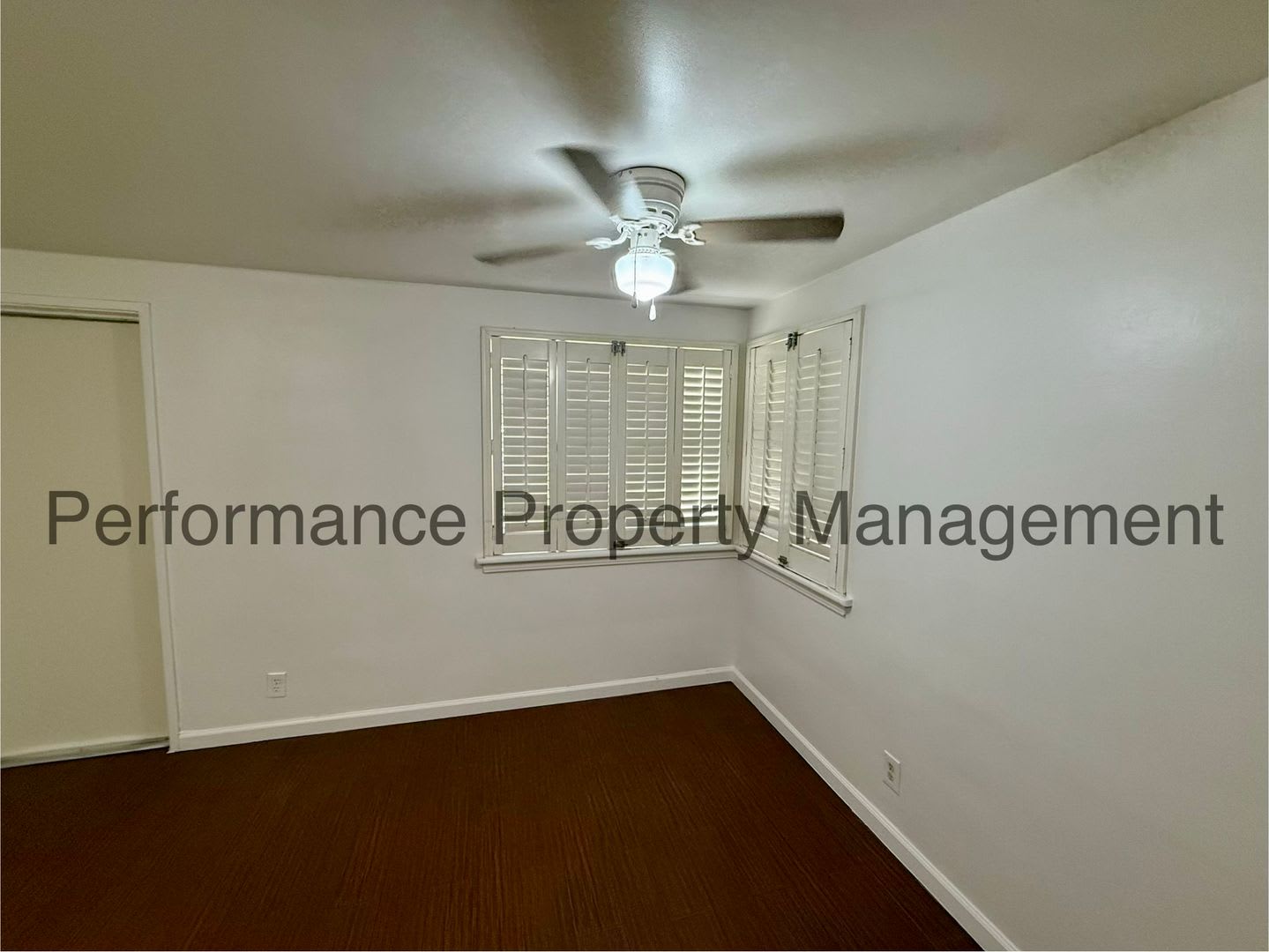 Cute 4 Bed/2 Bath SE Bakersfield Home w/ Bonus Room, RBP & Deposit Alternative Option – photo 5