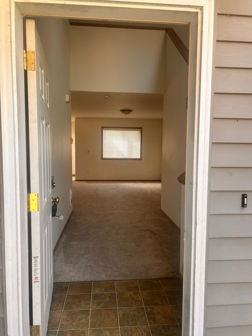 Charming Battle Ground Two-Story Home with Fenced Backyard! – photo 2