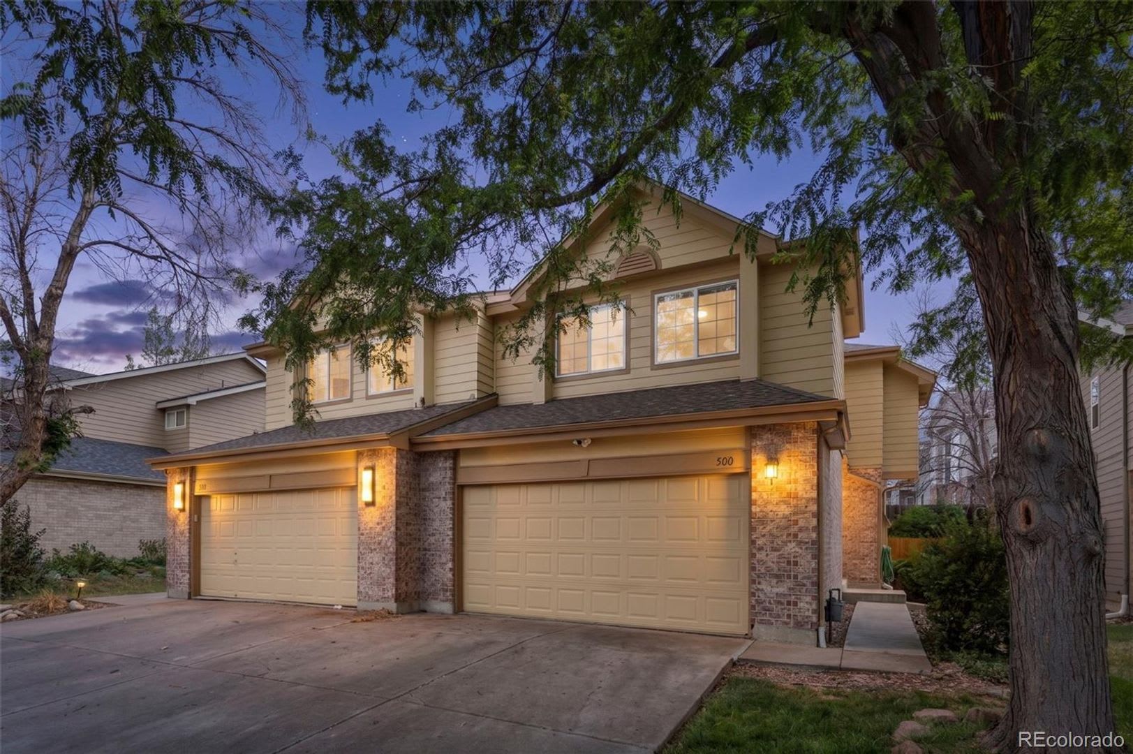 3 Bed Townhome with Large Backyard – photo 2