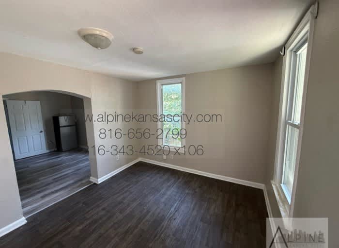 1006 Ford Avenue – photo 2