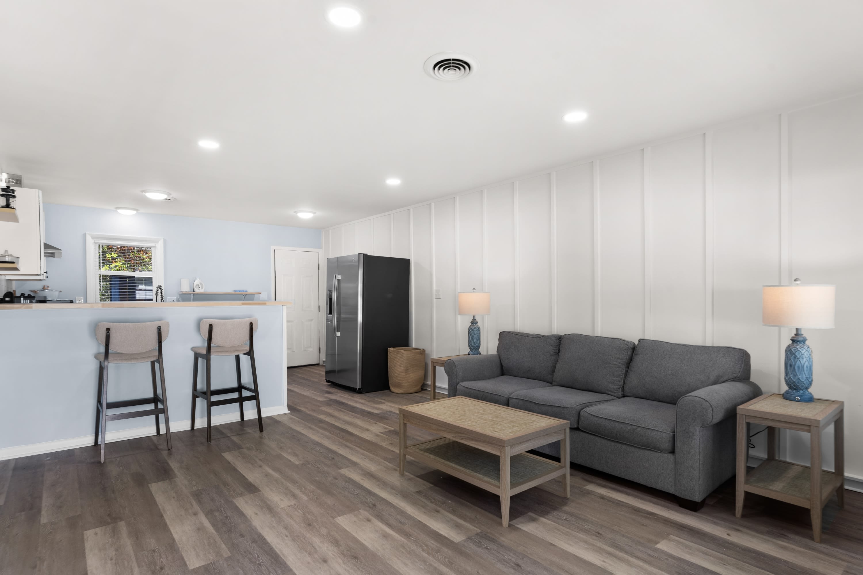 4215 Peachtree Ave. – photo 4