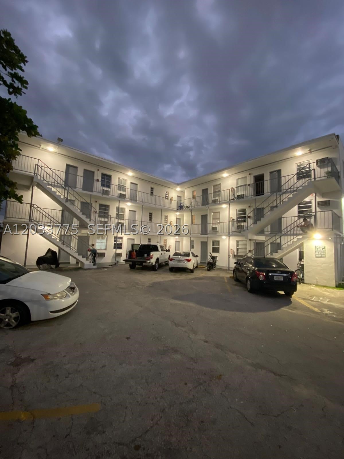 1261 Nw 59Th St – photo 1