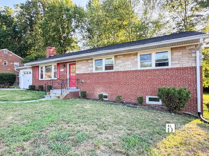 11901 Crestwood Avenue South – photo 2
