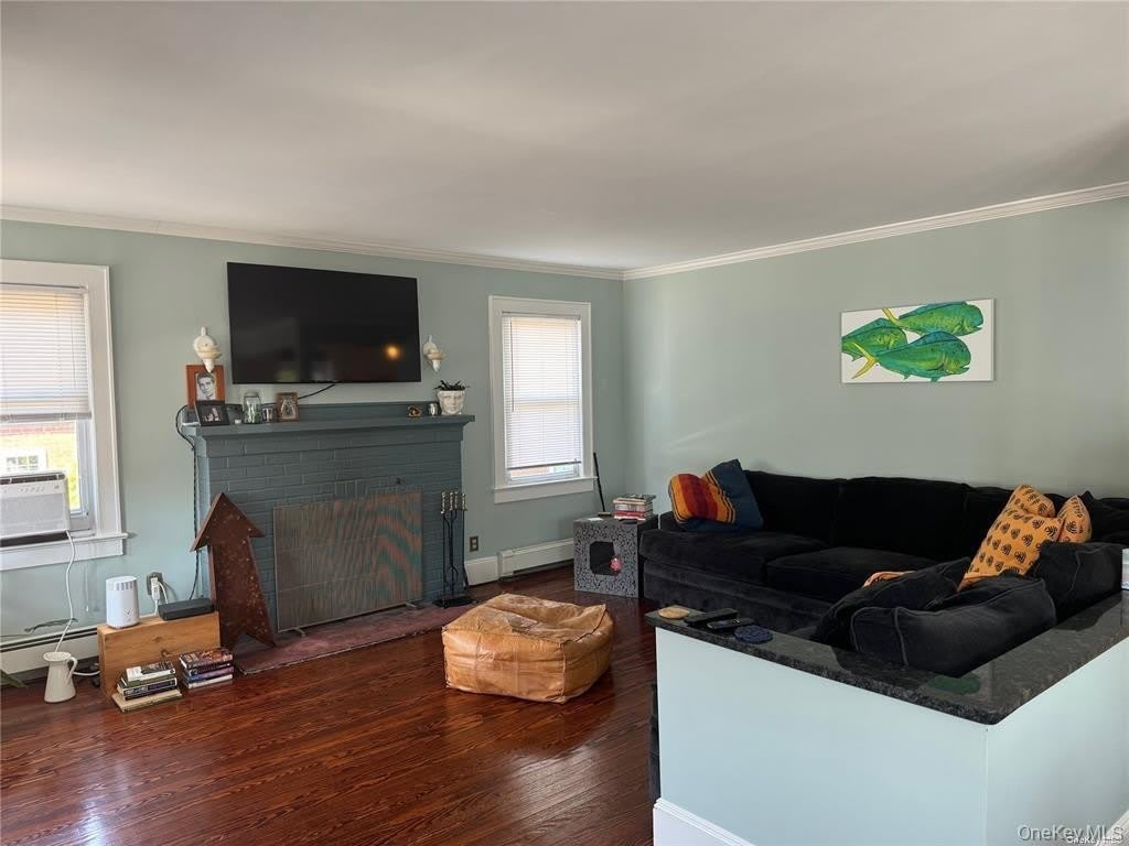 38 Clayton Avenue – photo 5