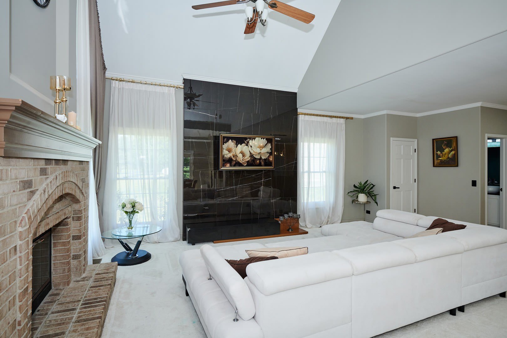 26300 W Chatham Drive – photo 3