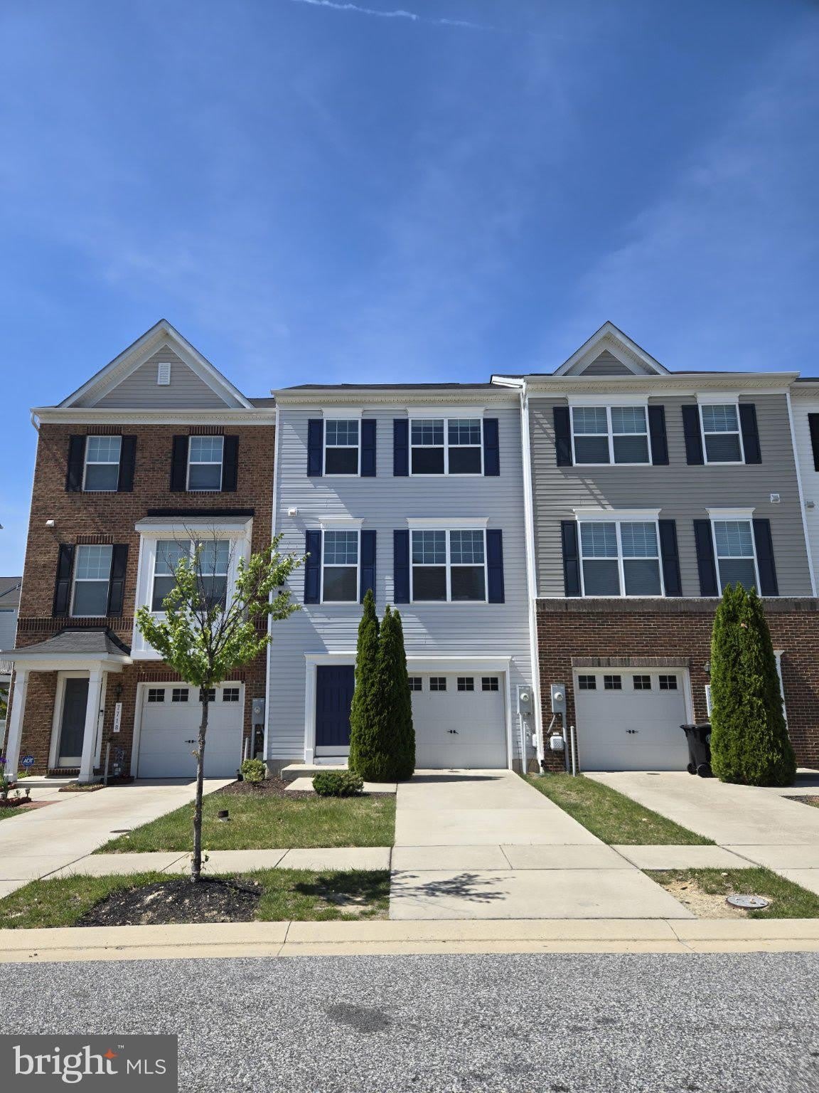 7720 VILLAGE PARK Drive – photo 1