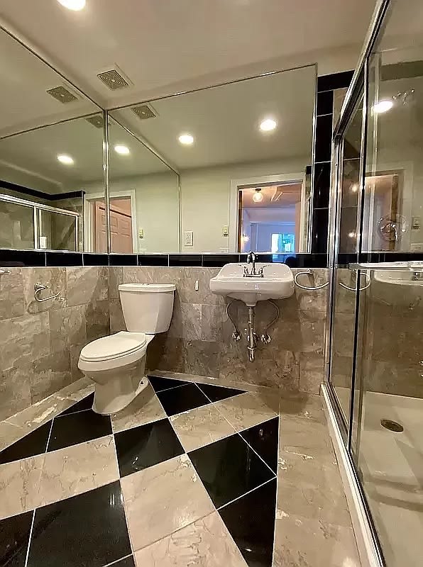2928 41st Ave Apt 510 – photo 4