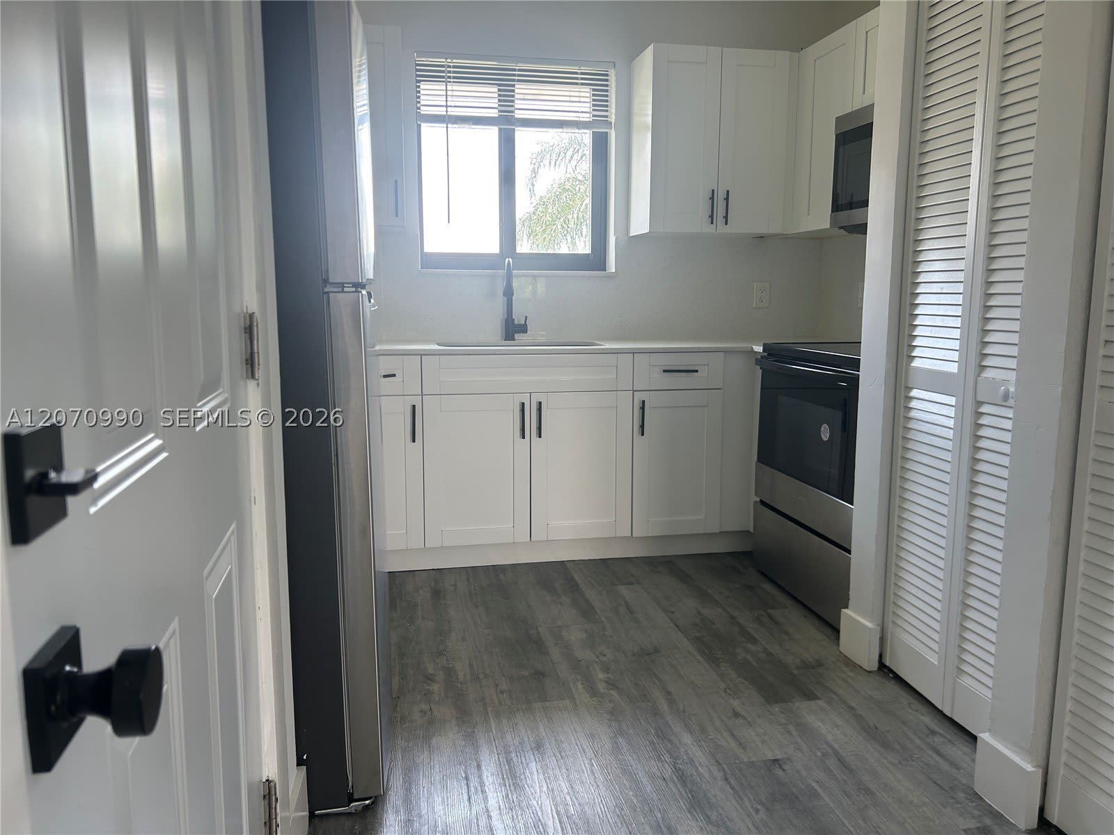 3417 NW 22nd Ave – photo 3