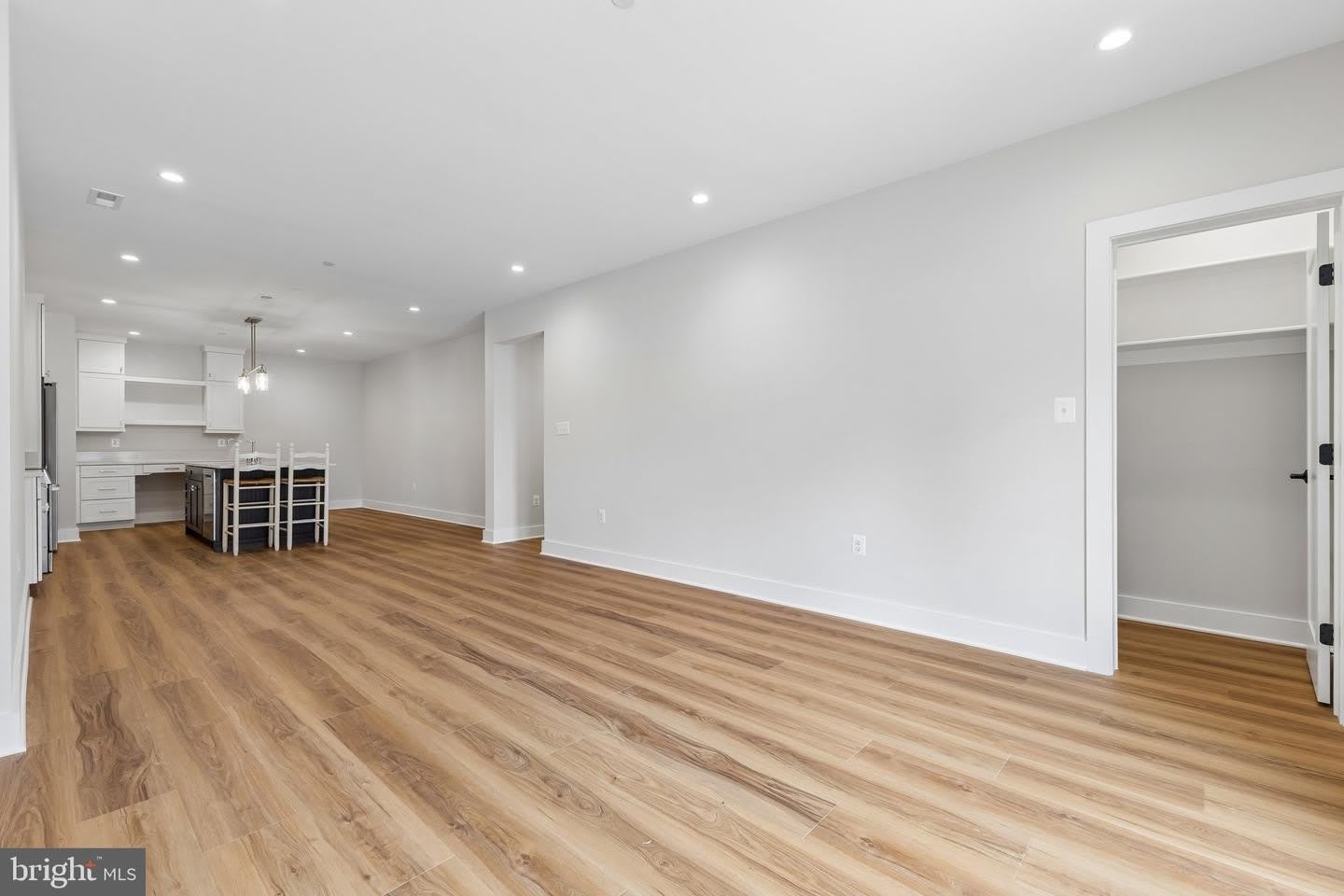 6101 Berkshire Dr – photo 5