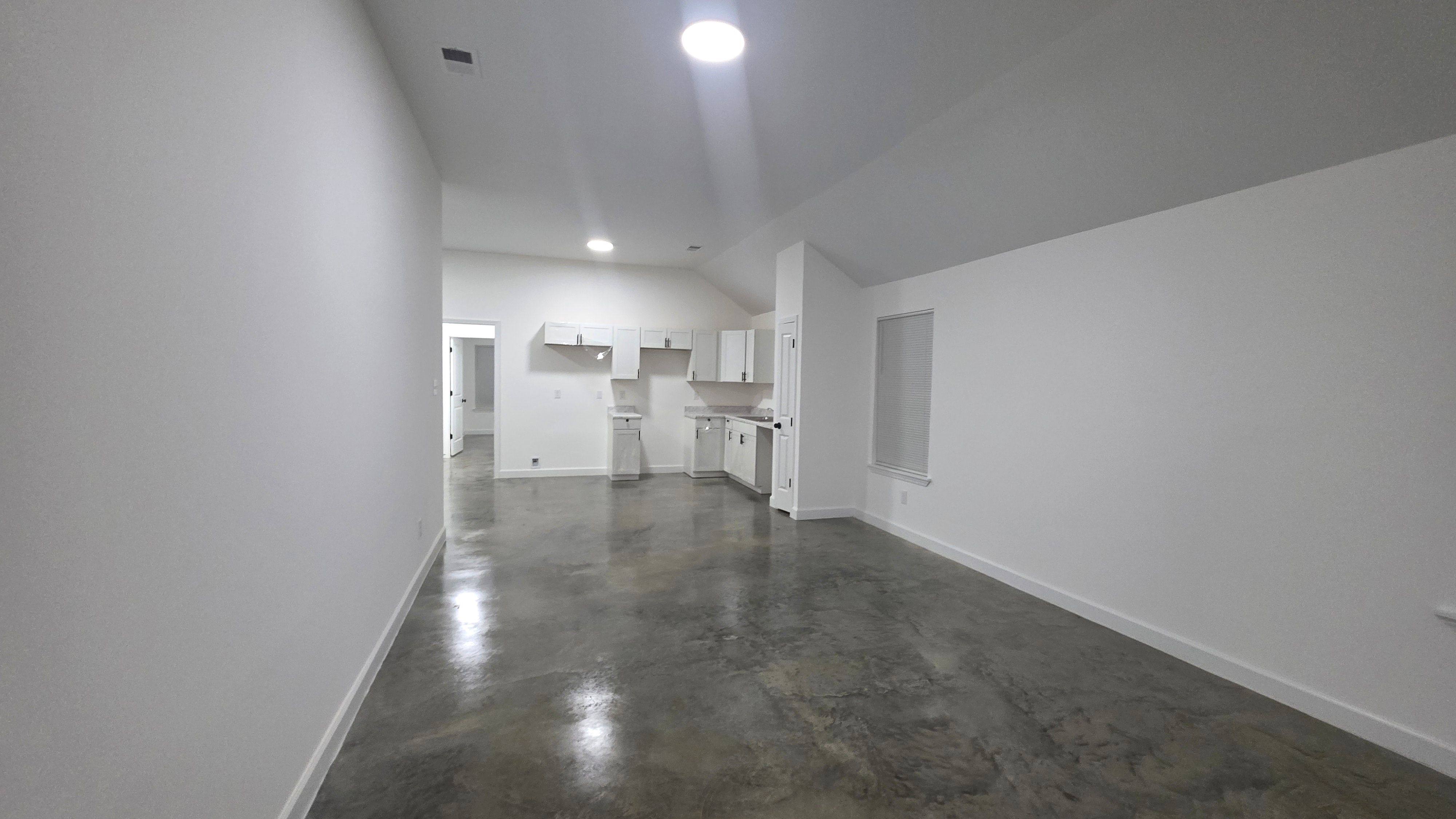 1031 N Willett St – photo 2