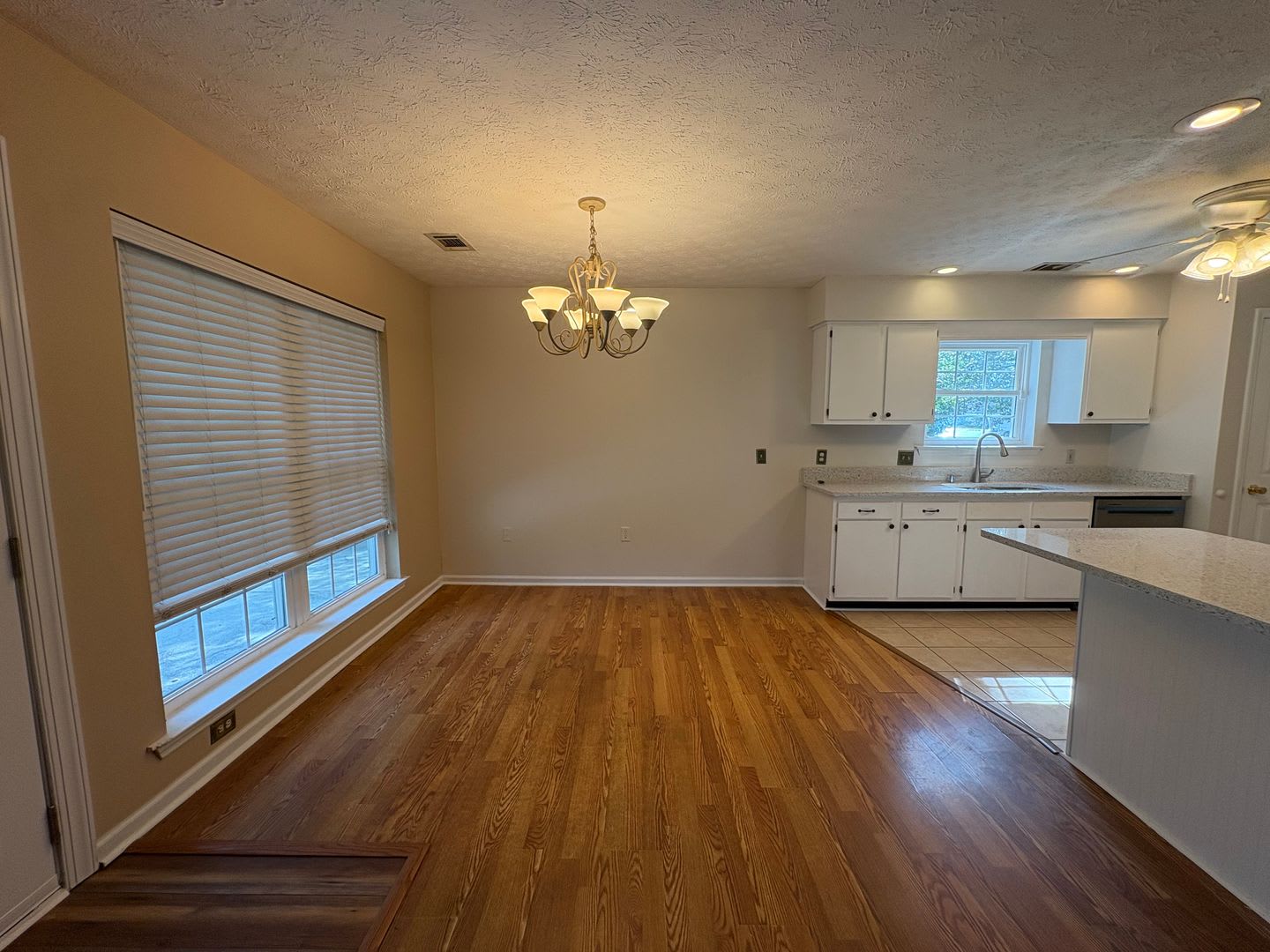 Spacious 3-Bedroom, 2-Bath Home! – photo 4