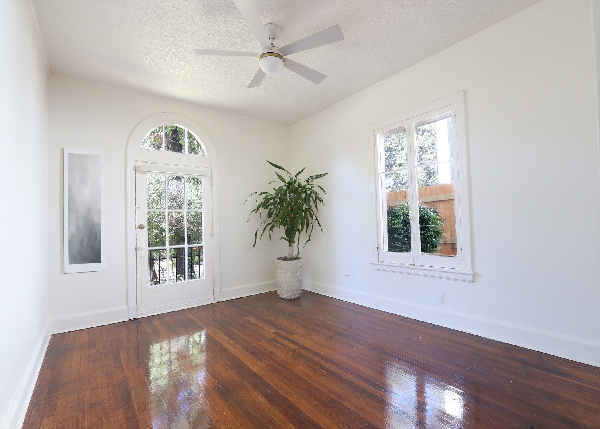 148 Clark Pl – photo 3