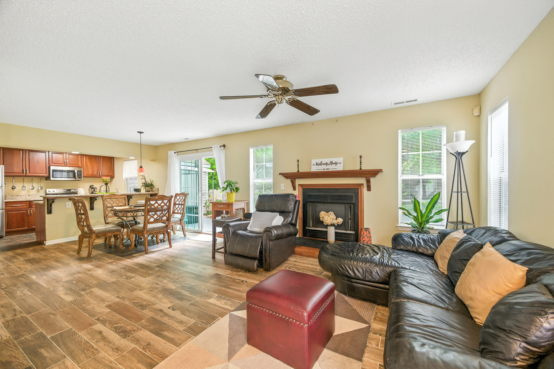 4409 Segovia Court – photo 5