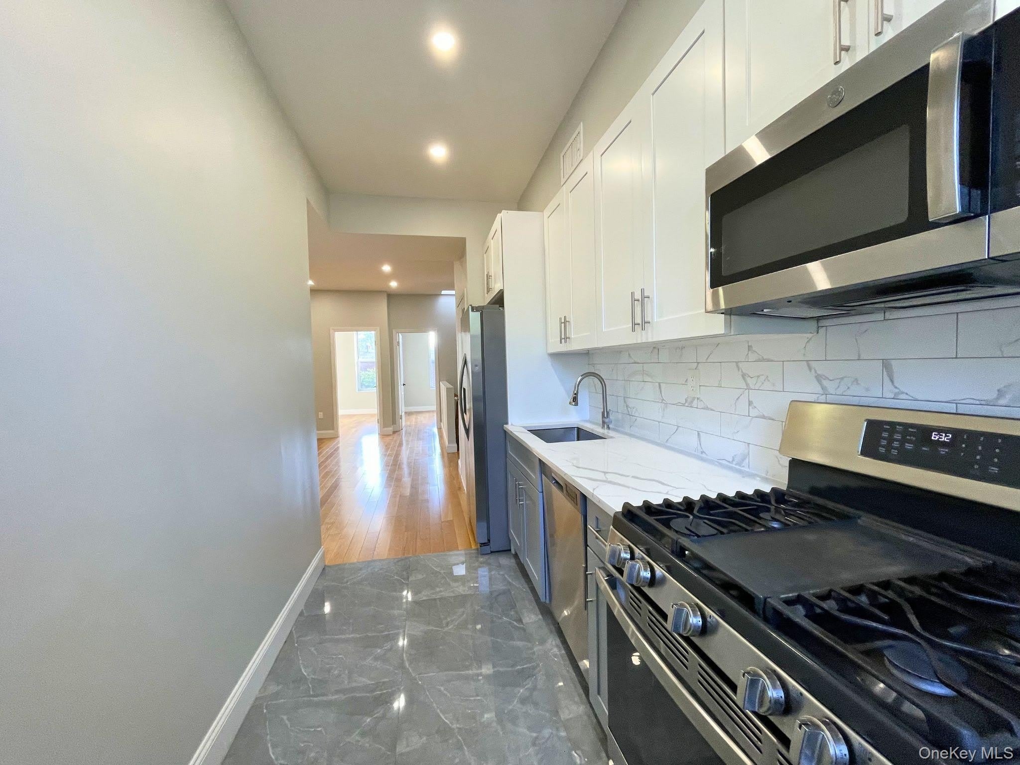 255 Amboy Street – photo 4