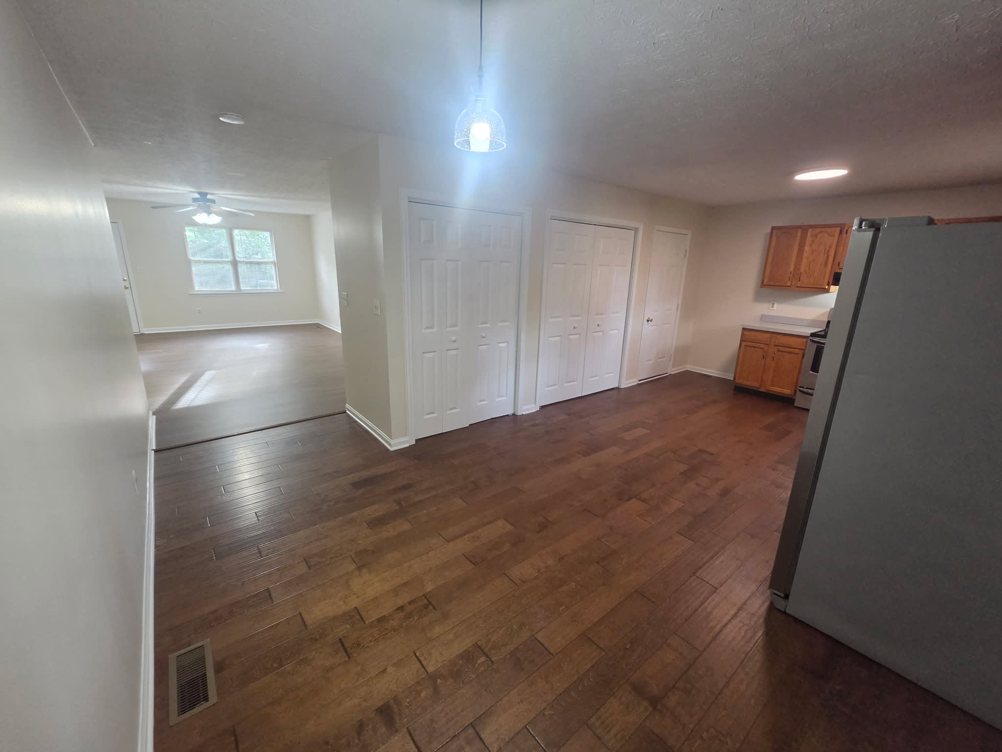 1233 Berdine Way – photo 4