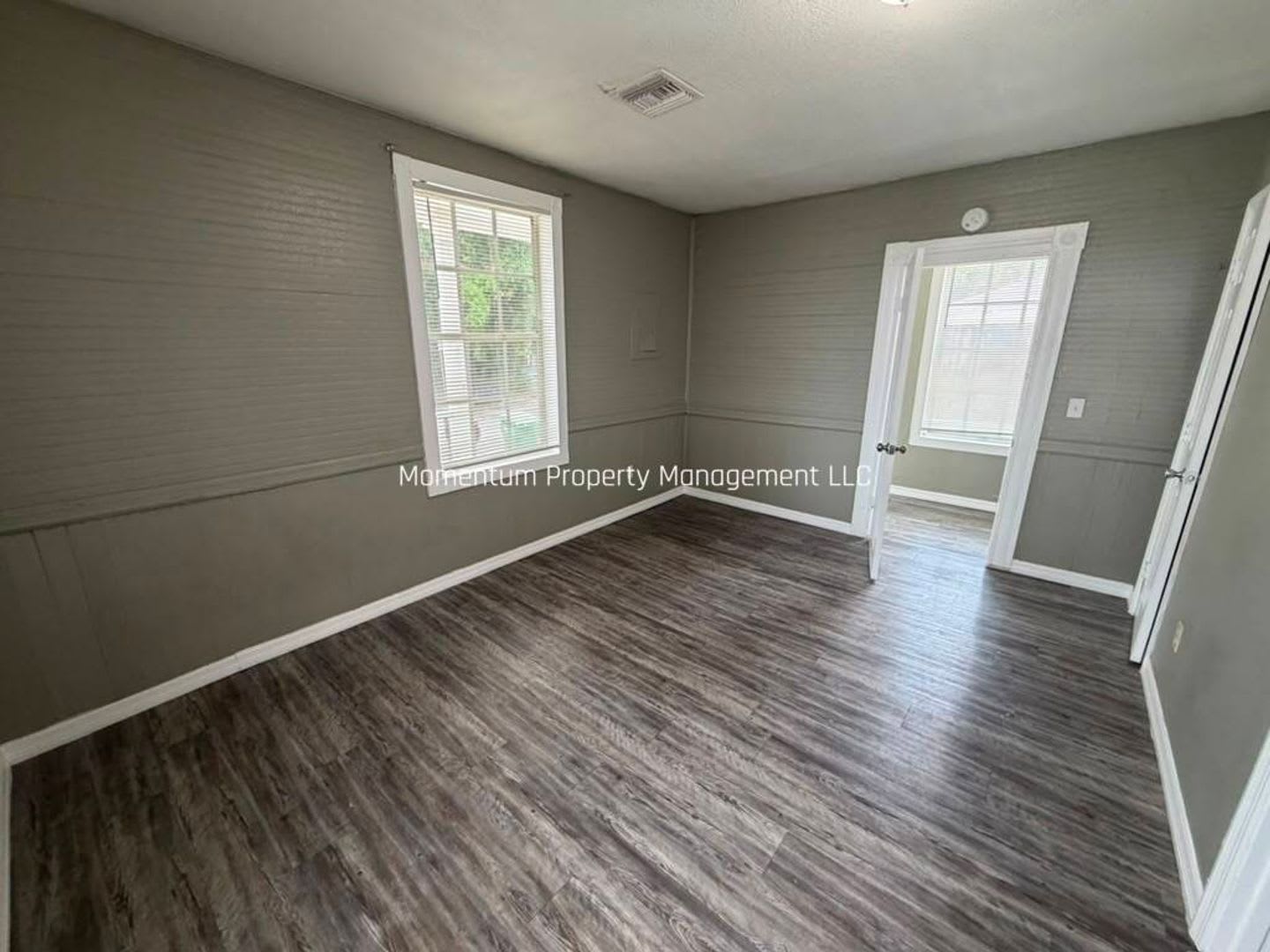 2911 N 17Th St Tampa Fl 33605 – photo 5