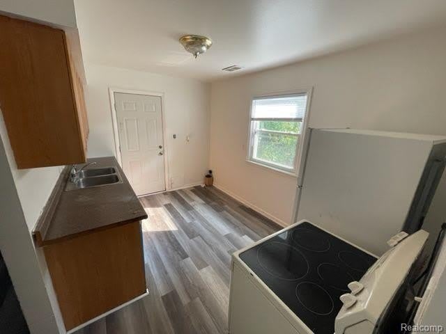 14325 MARSHALL Avenue – photo 5