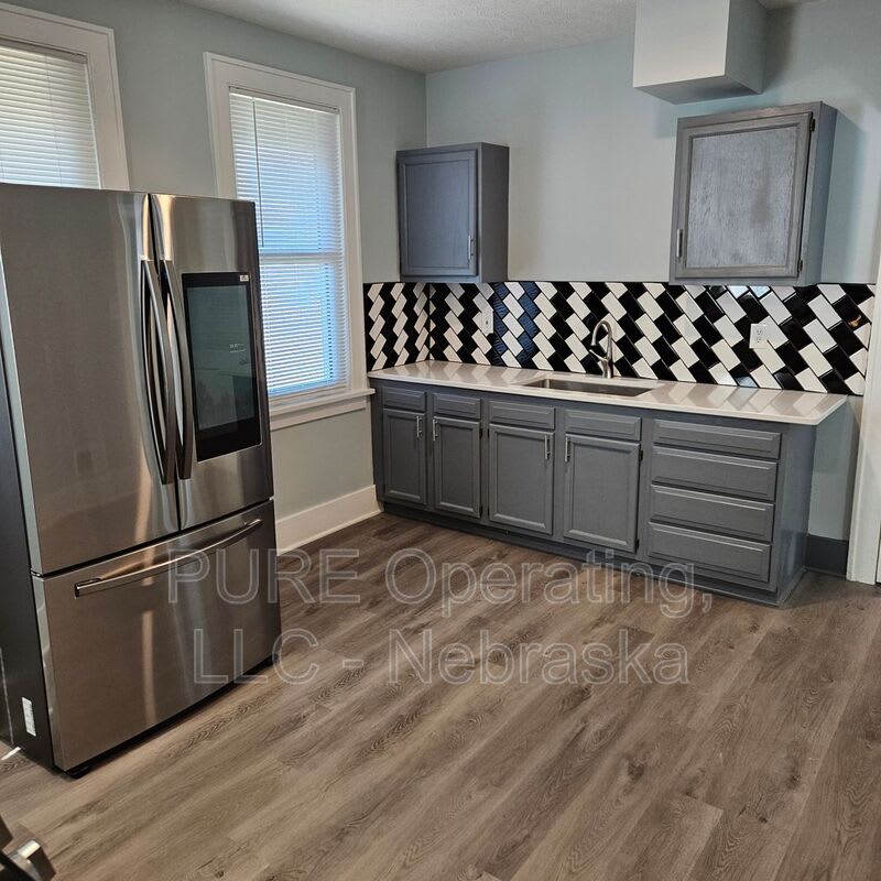 3901 Curtis Ave – photo 5