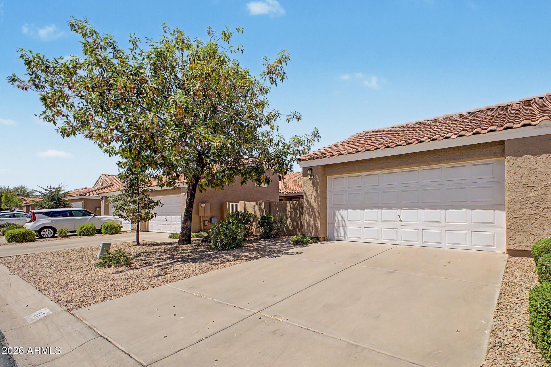 3510 E HAMPTON Avenue – photo 2