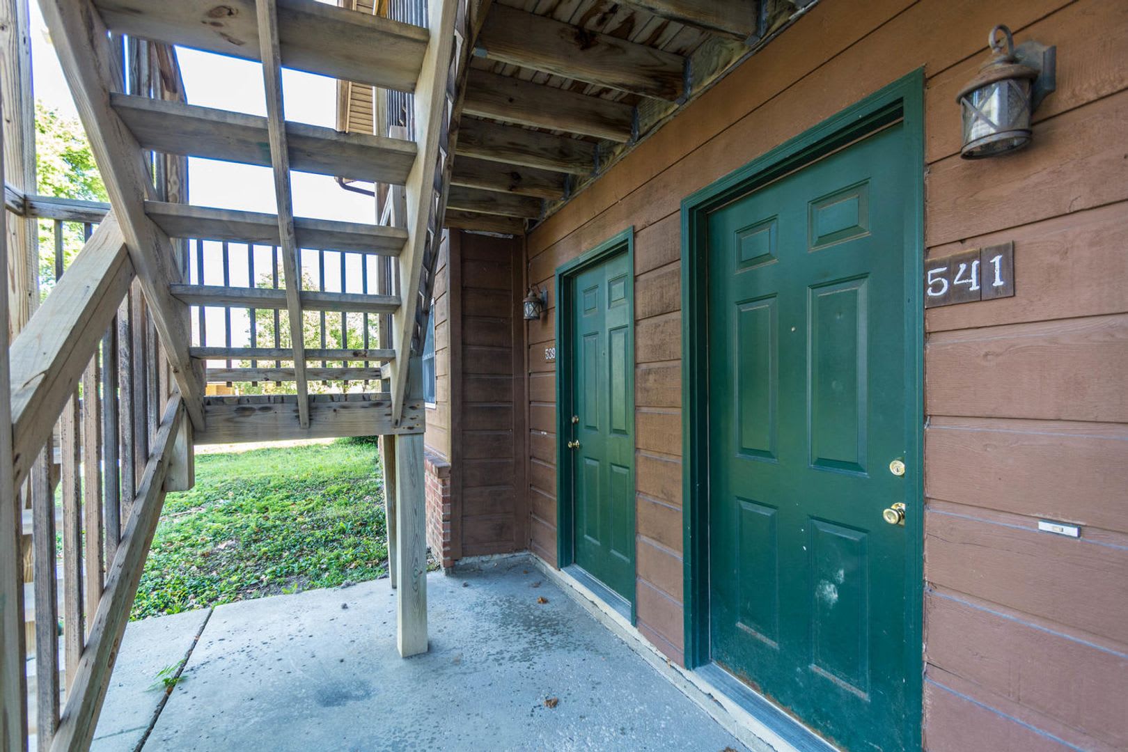 519 Henderson Crossing – photo 2
