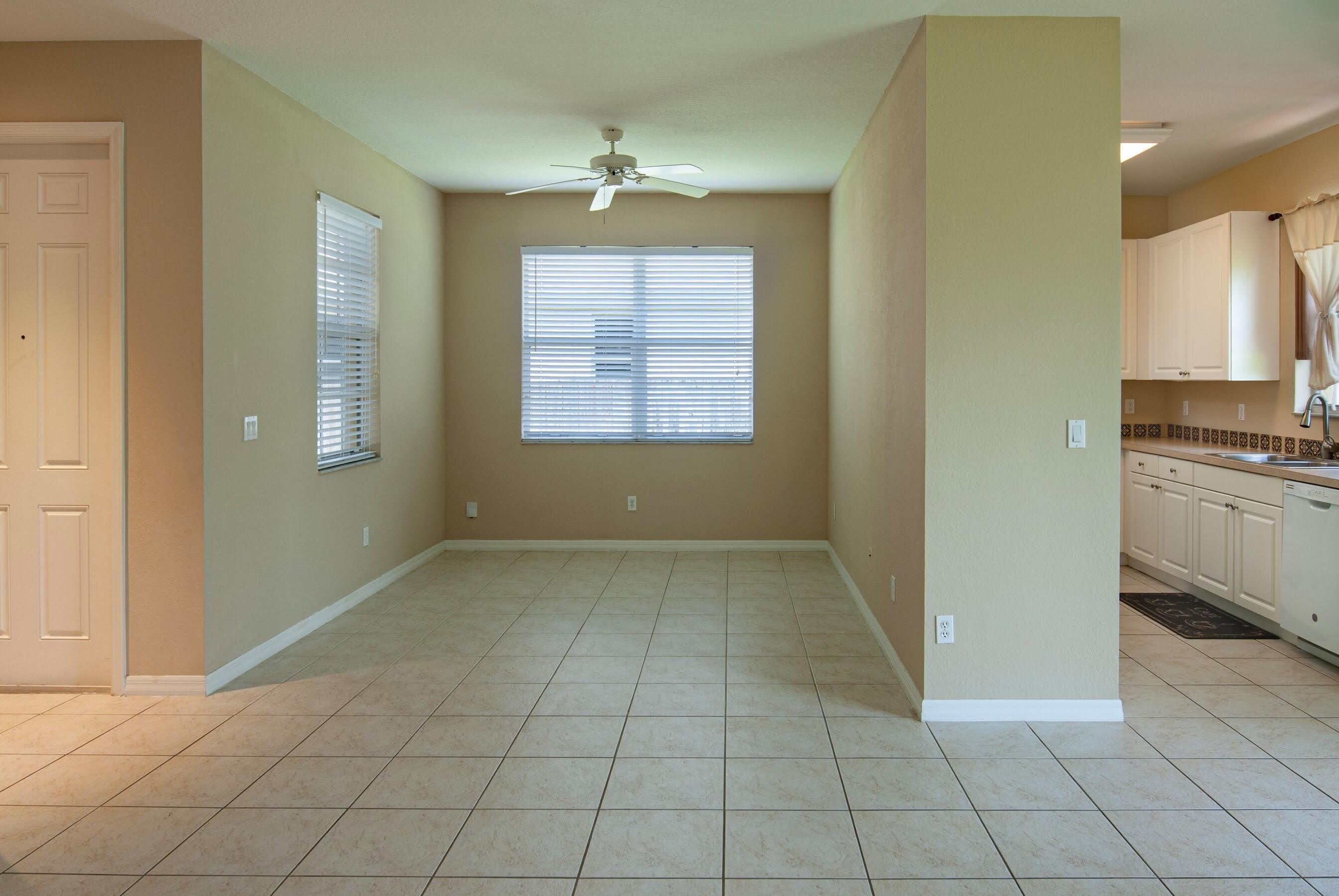 9851 E VERONA Circle – photo 5