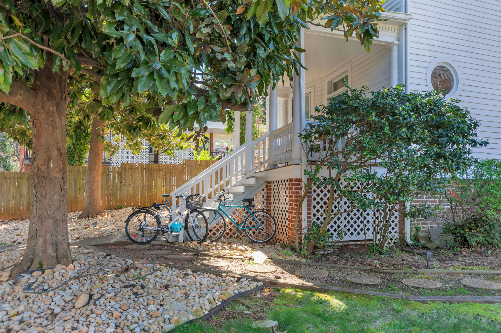 165 Chancellor St – photo 5
