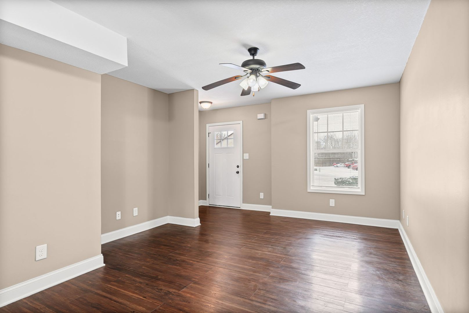 Pet Friendly Two Bedroom! – photo 3