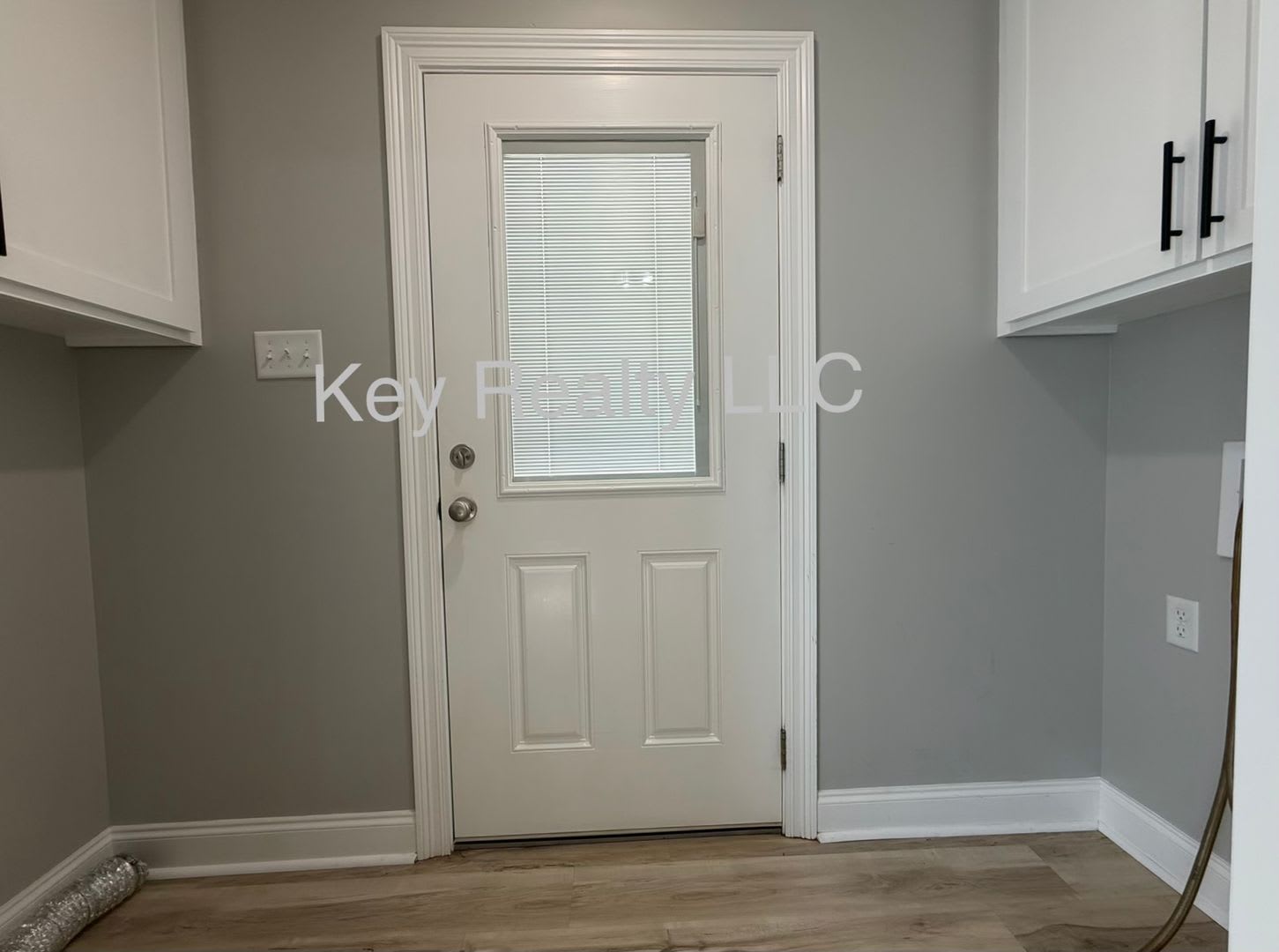 3211 Stimson Ave. – photo 4