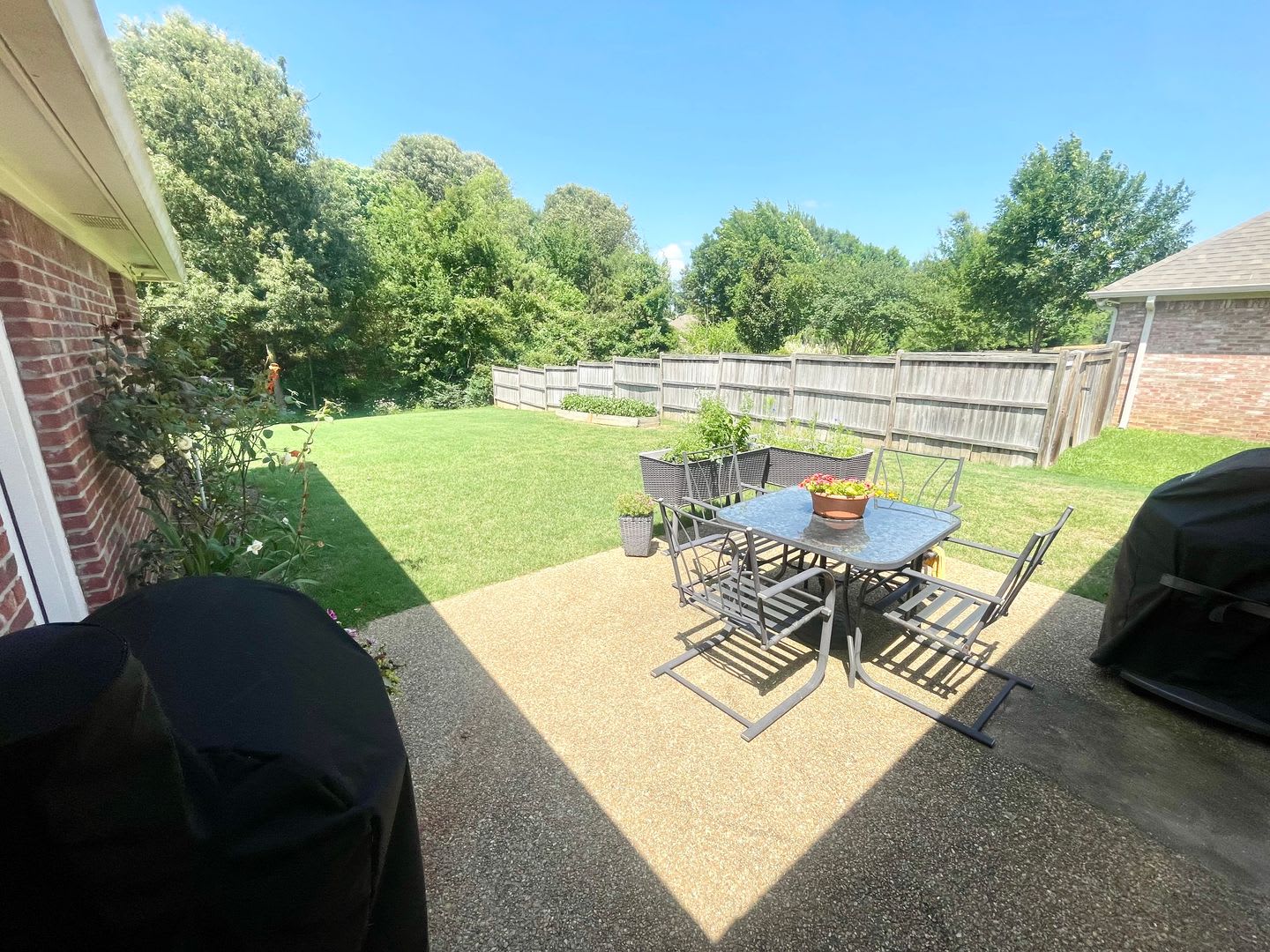 *REDUCED PRICING & MOVE IN SPECIAL* Beautiful Germantown School District Home in Ashbrooke – photo 4