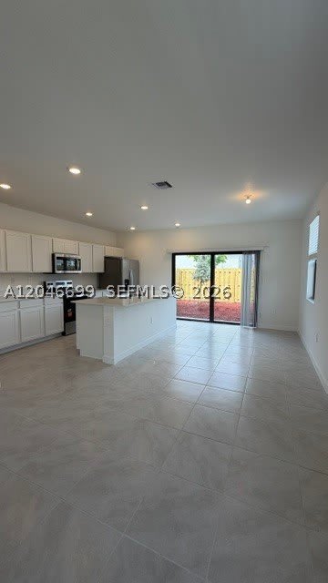 1302 NE 4th Ave – photo 4
