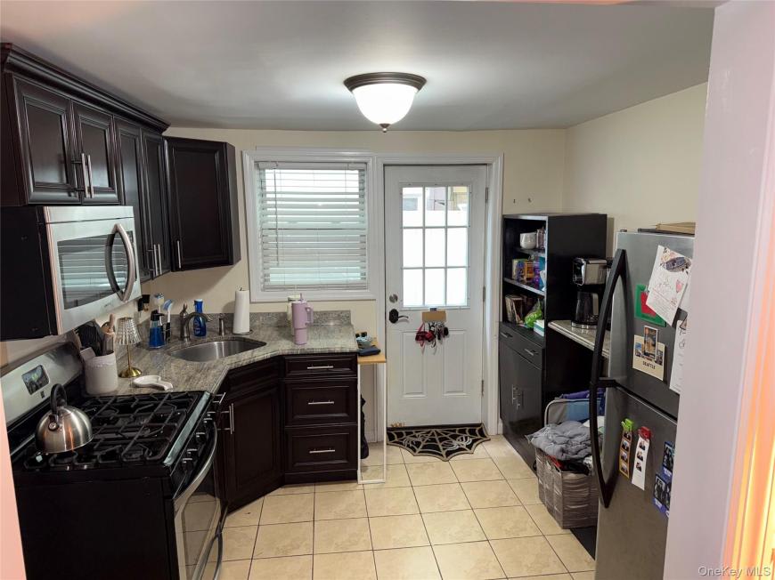 75 Wyoming Avenue lower unit – photo 4