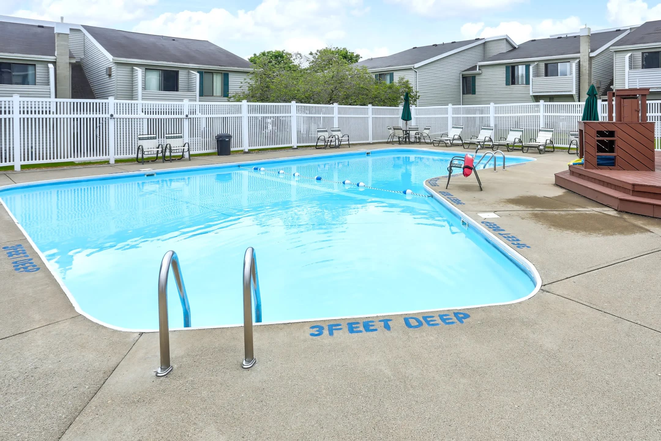 Woodgate Place Apartments – photo 3